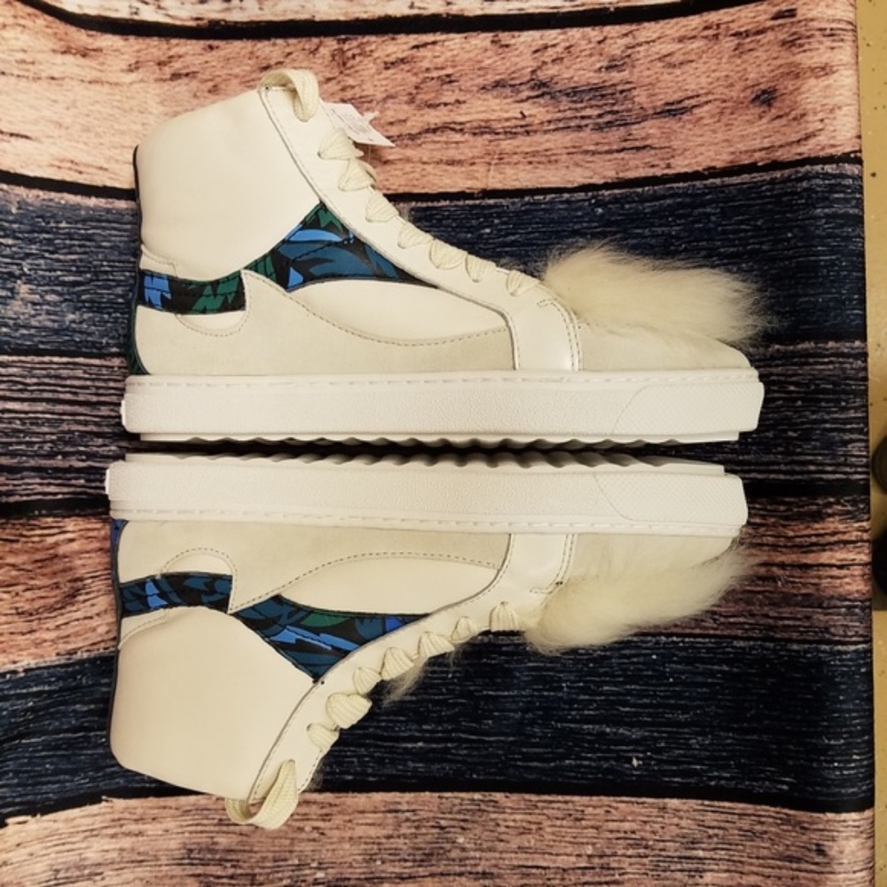 Coach Q8806 Shearling Pointy Toe High Top - Picture 6 of 8